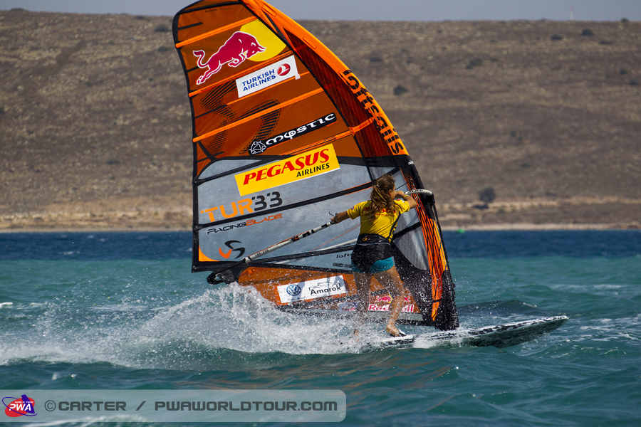 TY13 sl Lena gybes Lena gybes