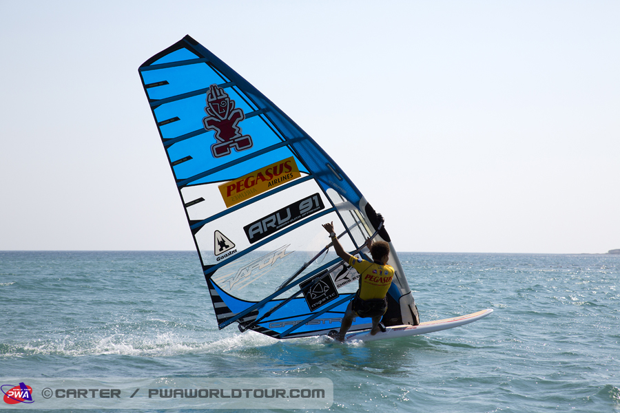 TY13 sl Sarah Quita celebrates Sarah Quita celebrates