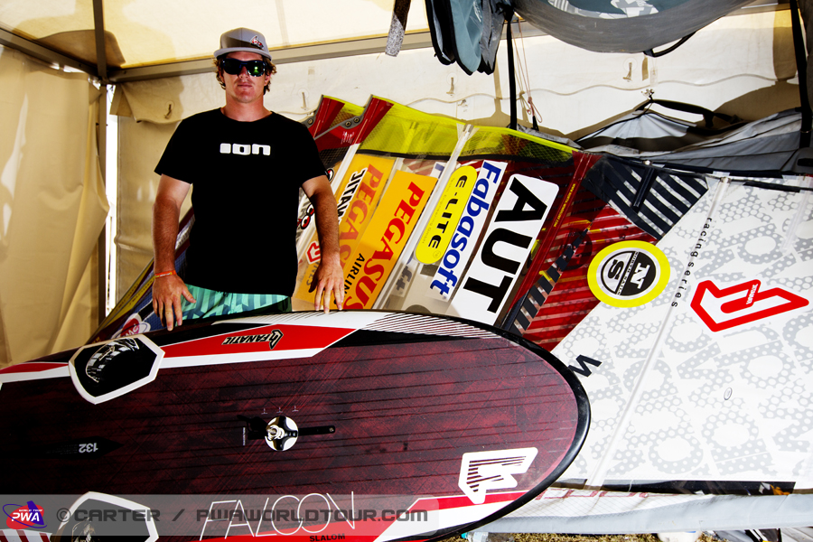 TY13 ls Pierre Mortefon Pierre Mortefon