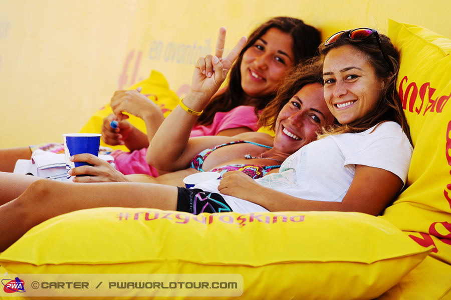 TY13 ls Chill out time Chill out time