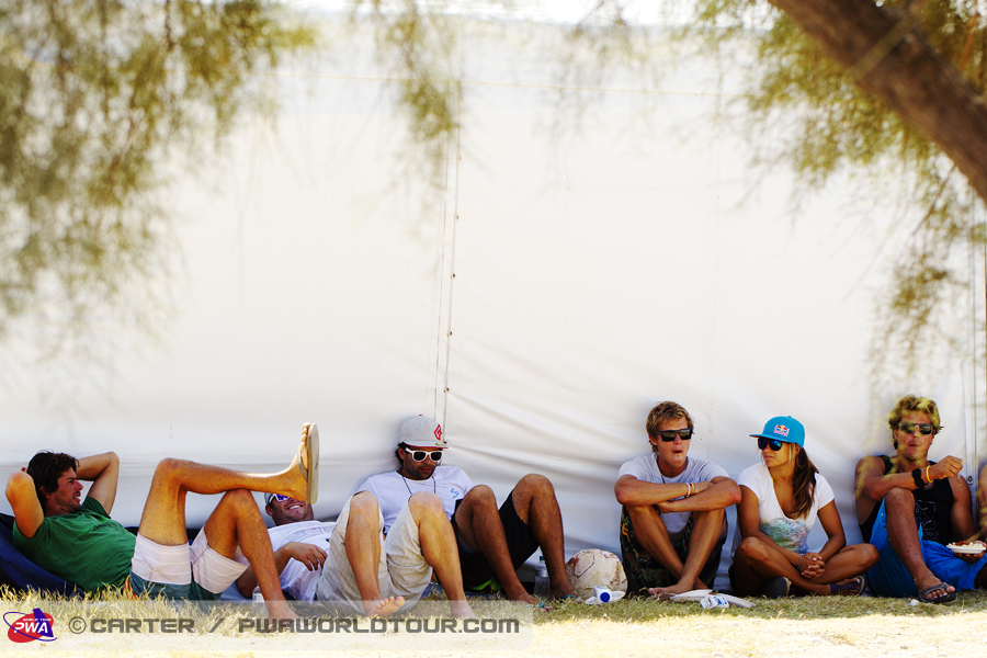 TY13 ls Lunch time Lunch time