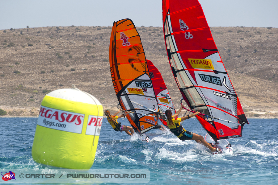 TY13 sl Cagla chases the leaders Cagla chases the leaders