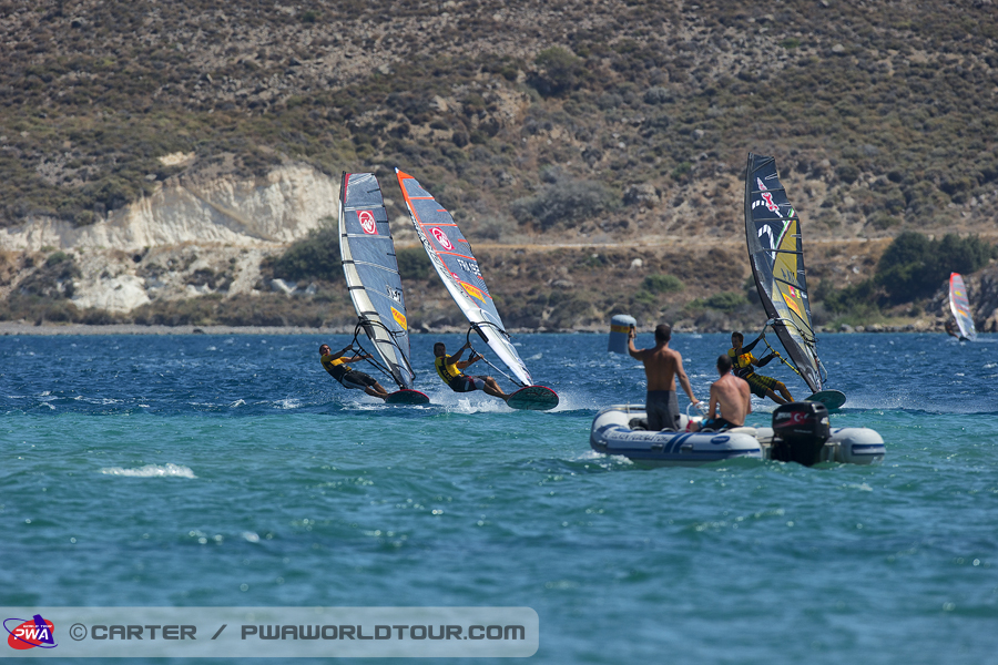 TY13 sl Antoine battles it out Antoine battles it out