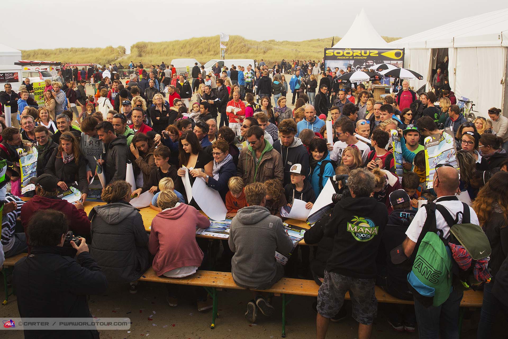 Mega Autograph session