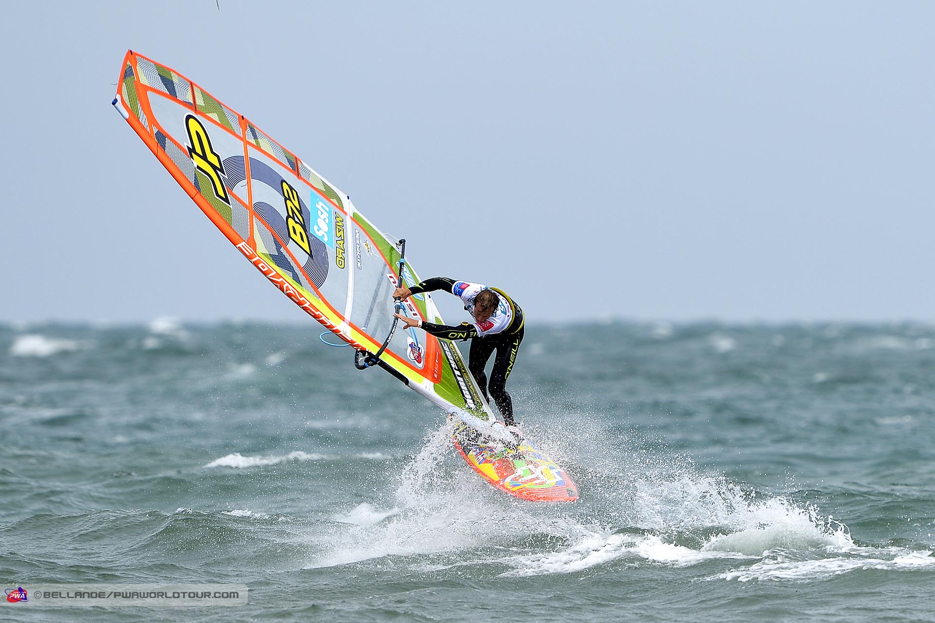 Steven Van Broeckhoiven dominates