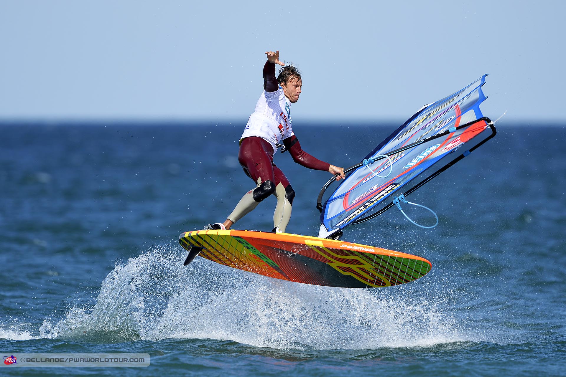 Steven Van Broeckhoven one hand