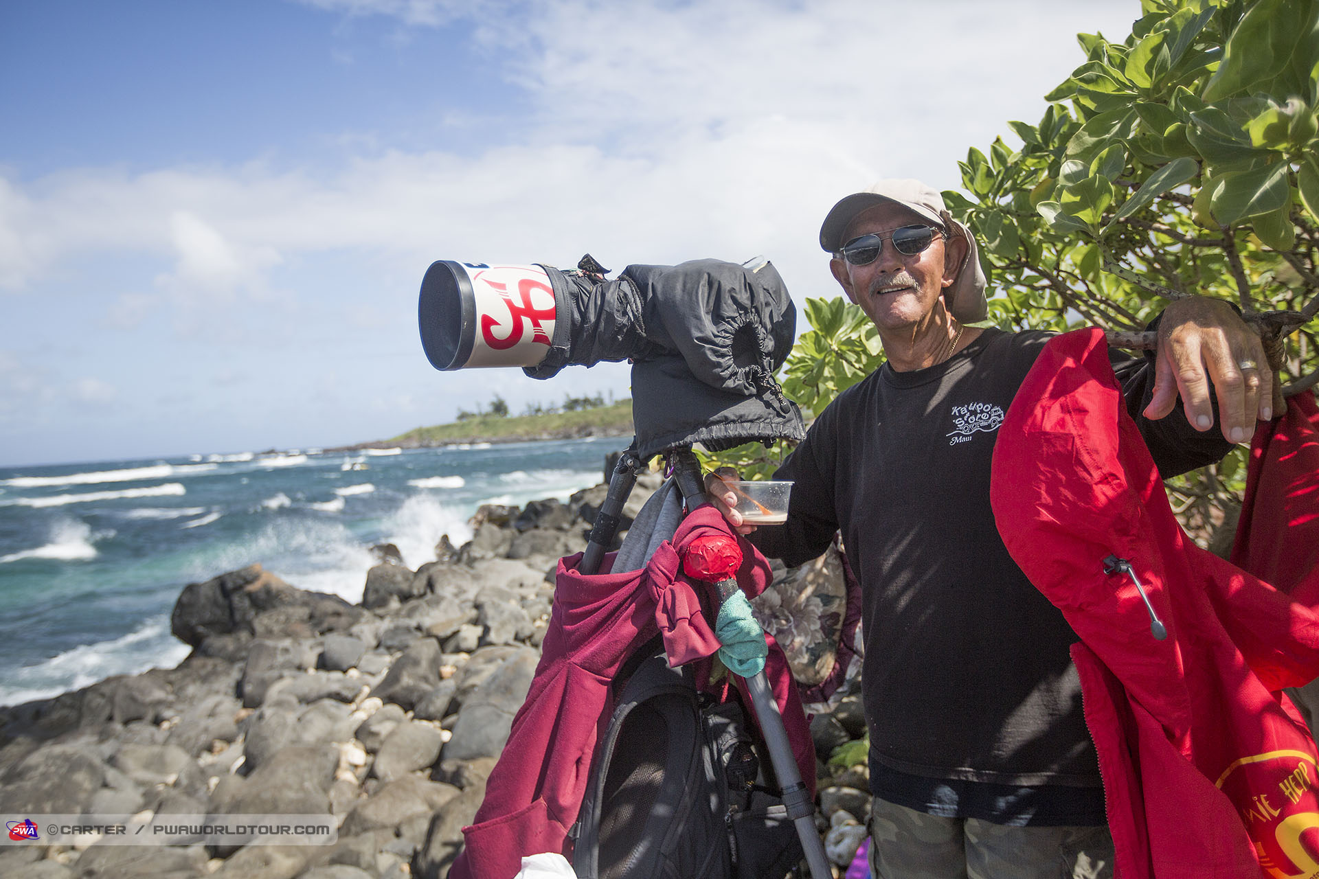 Jimmy Hepp on the rocks
