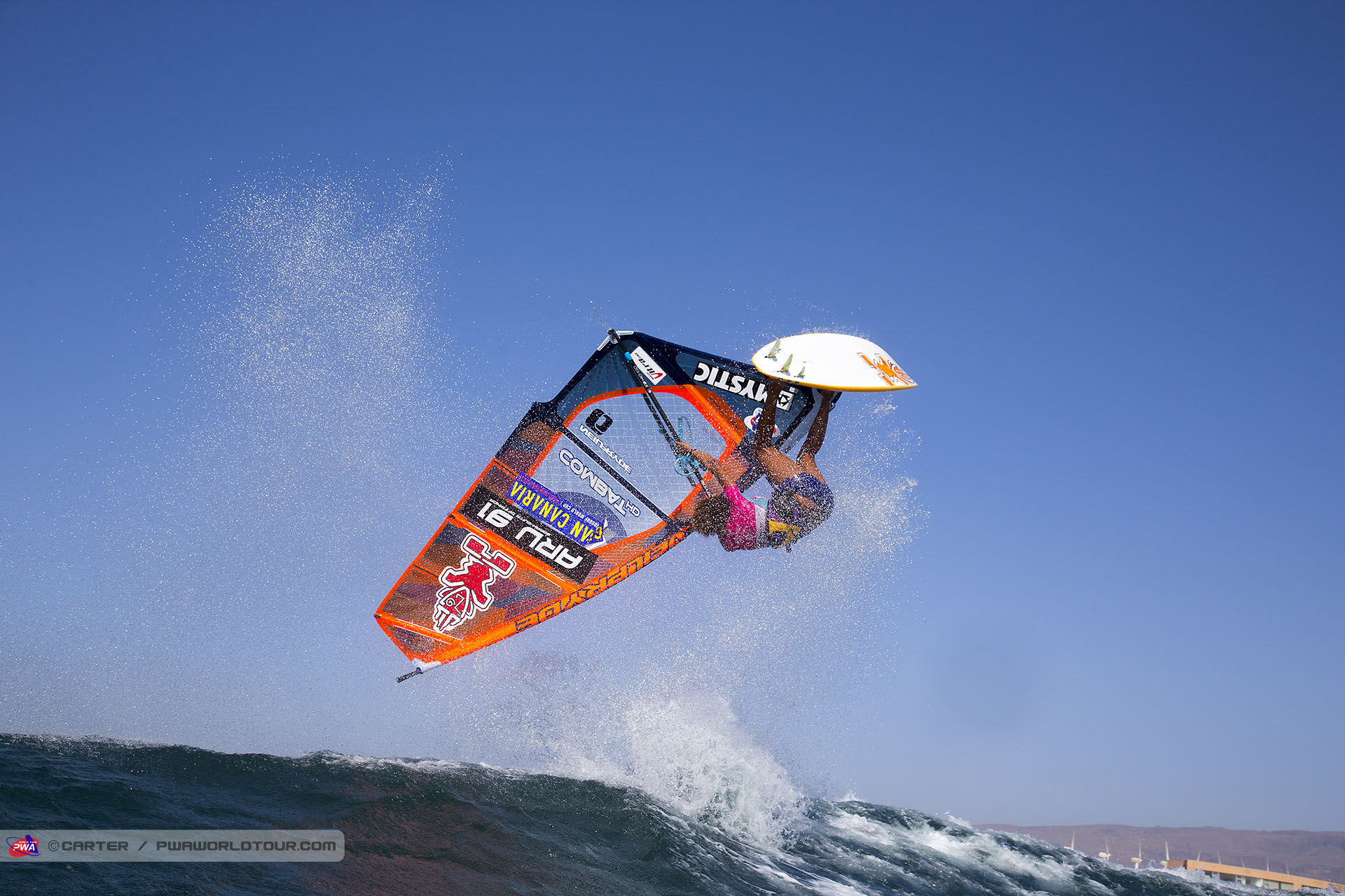 Sarah Quita push loop