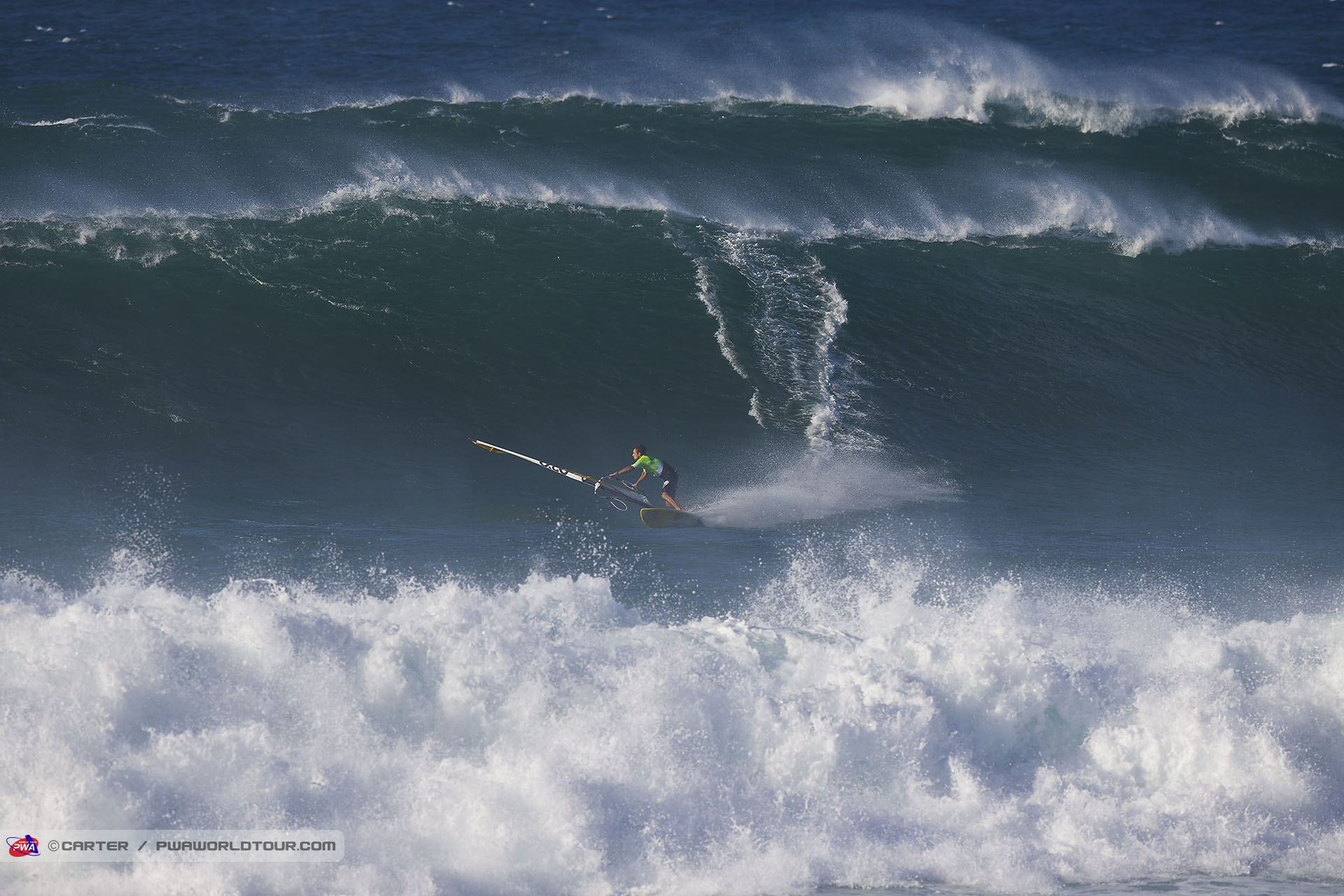 Ve Brawzy bottom turn