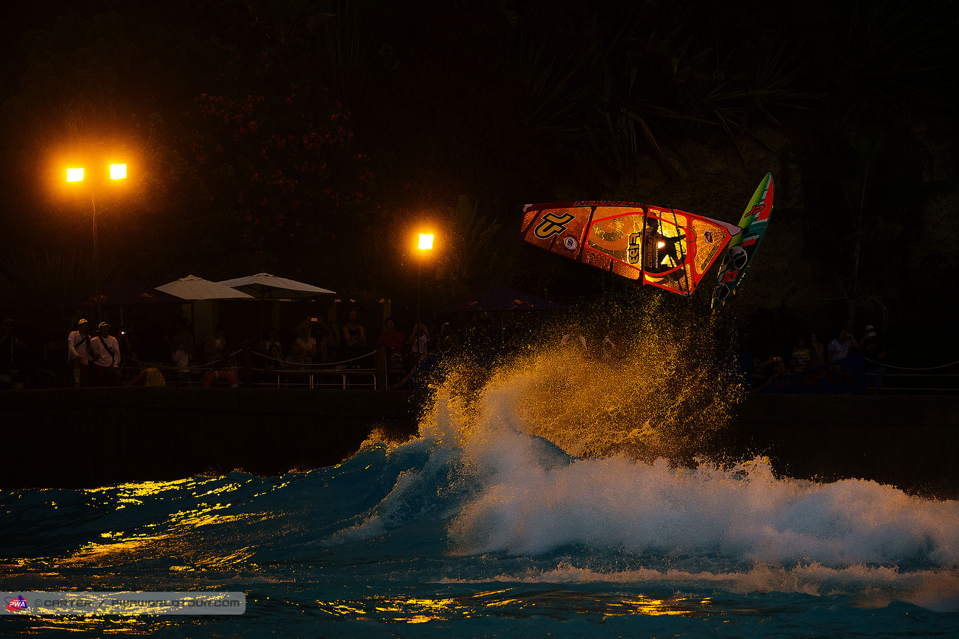 Antoine night session