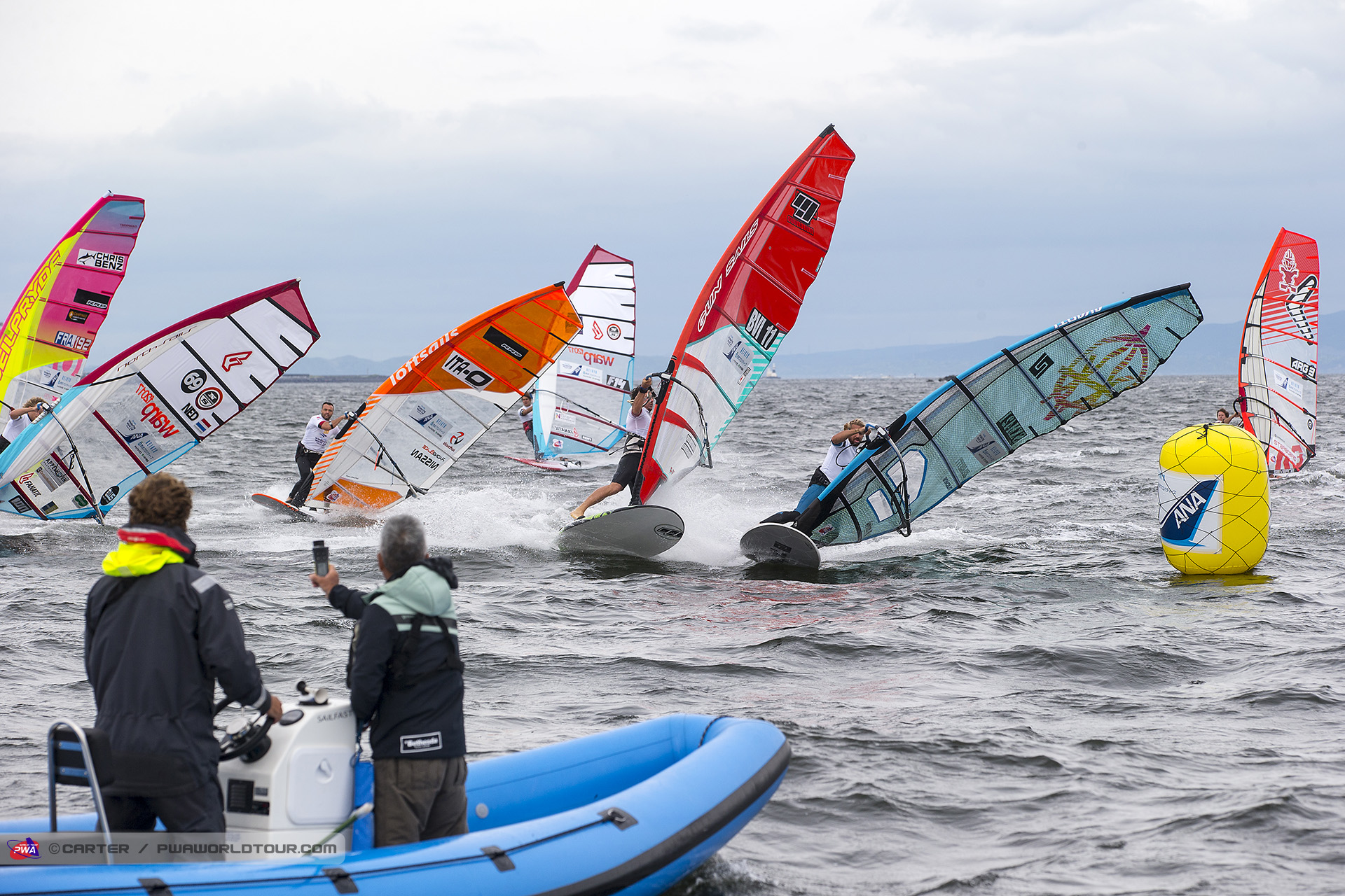 Quentel finds the gap