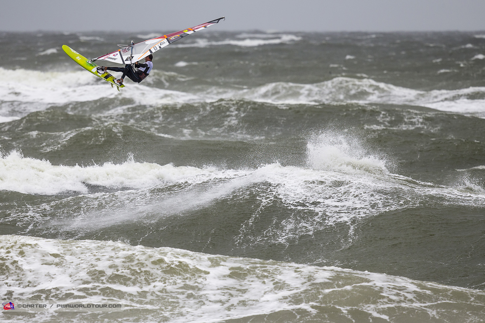 Fernandez flying high