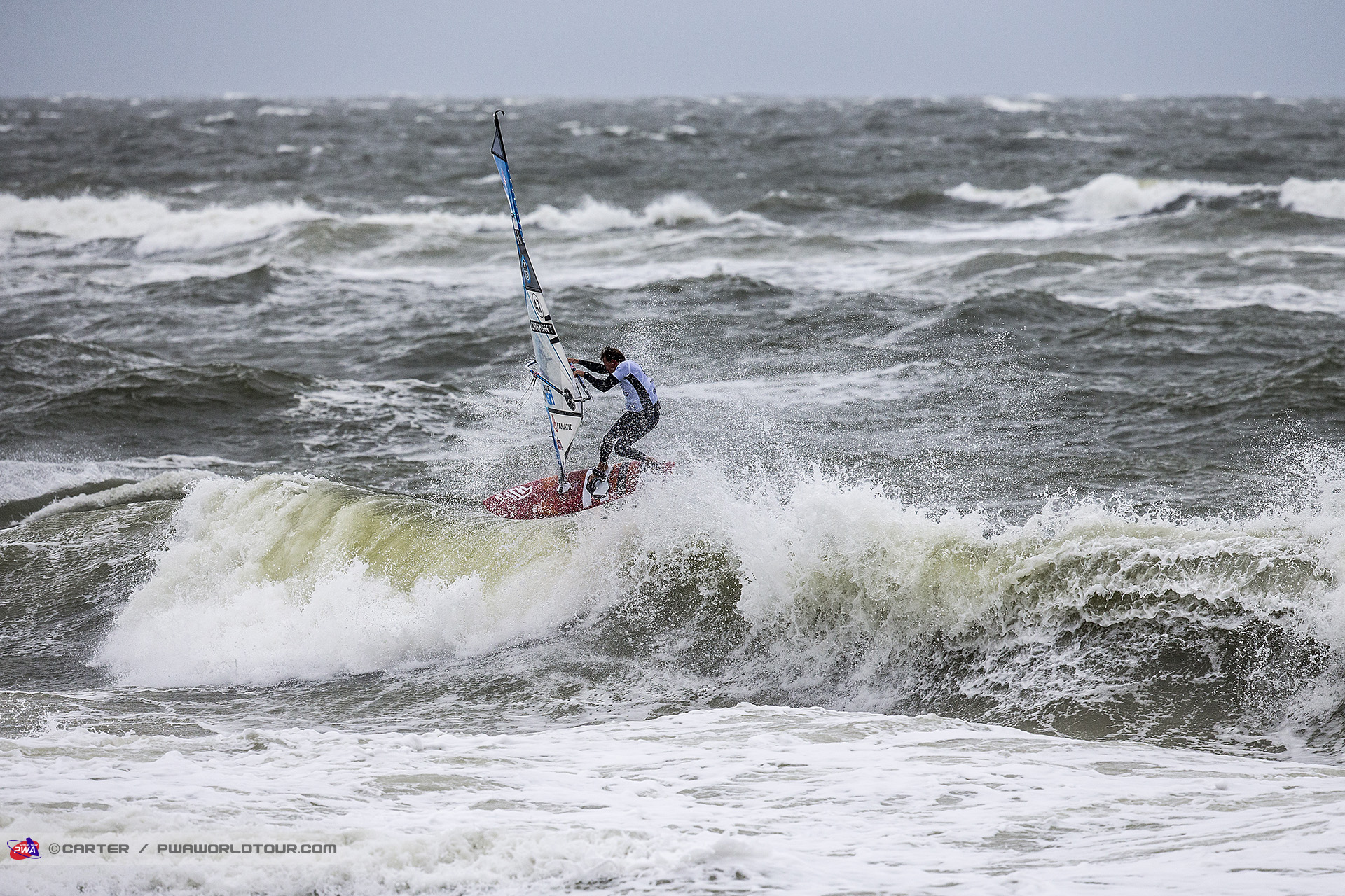 Klaas Voget backside