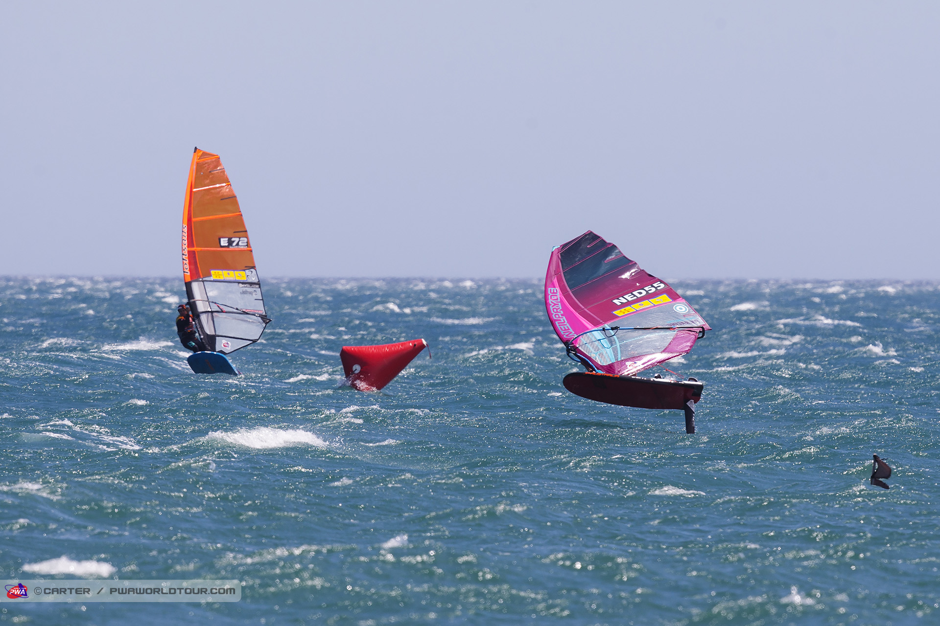Vanopzeeland goes down
