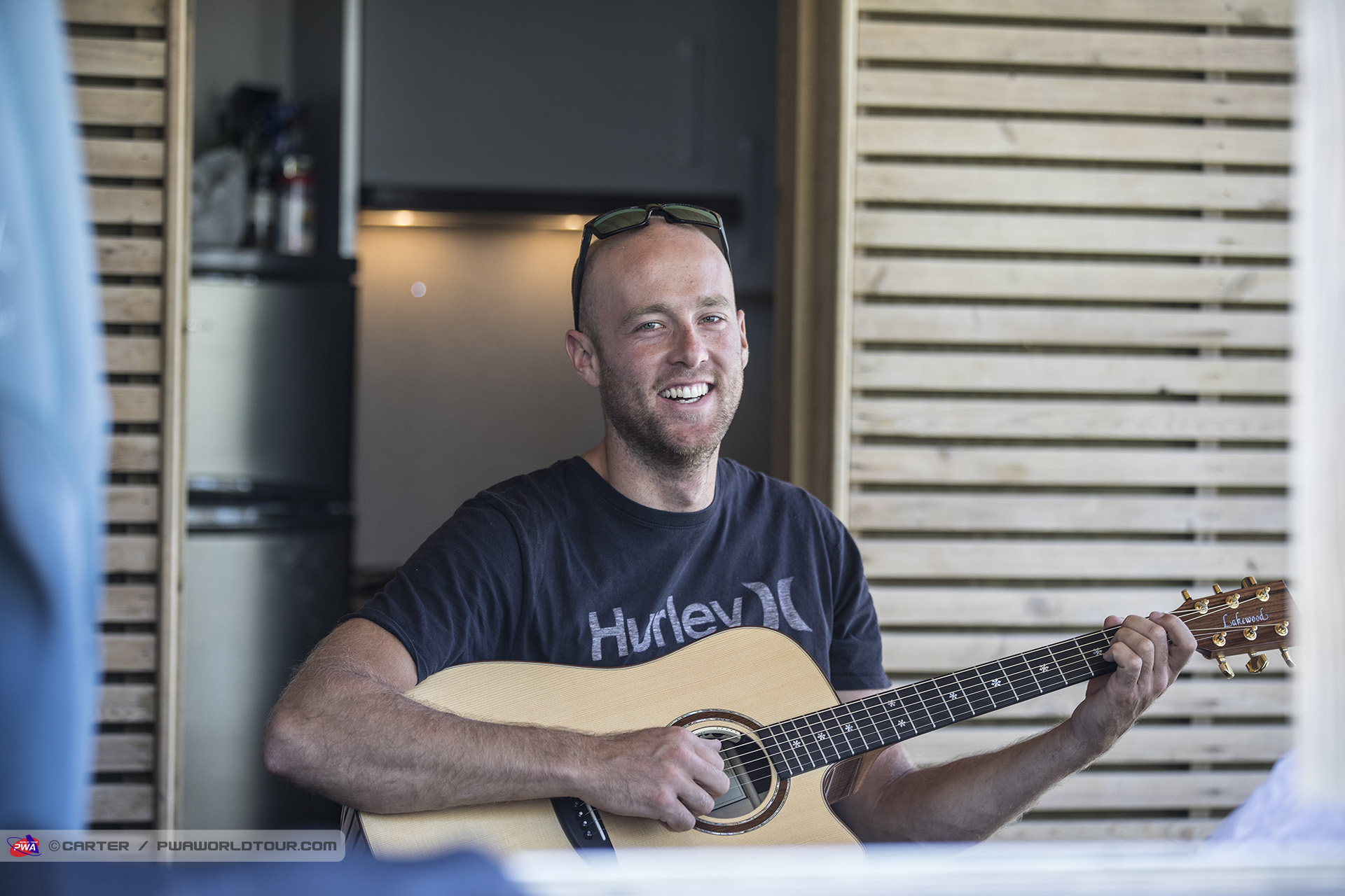 Kordel playing the tunes