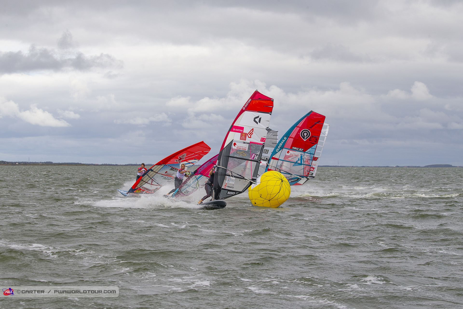 Mortefon leads race one