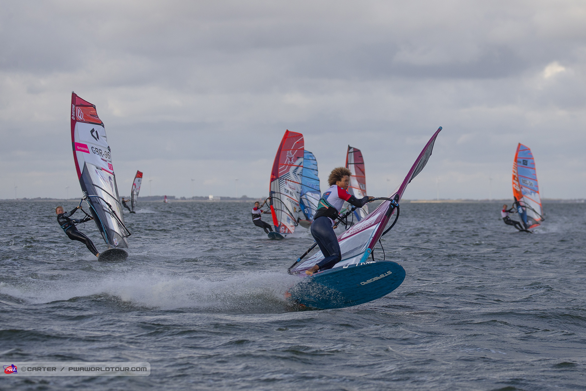 Offringa leads
