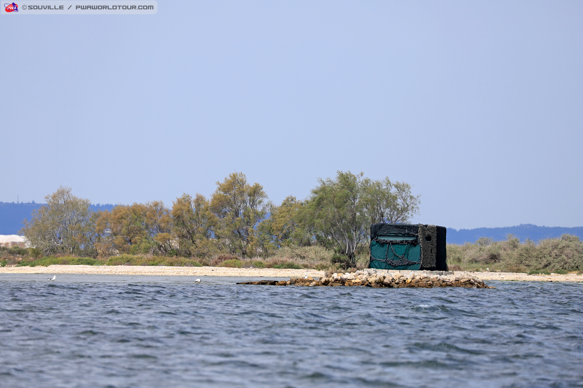 Hunter shelter