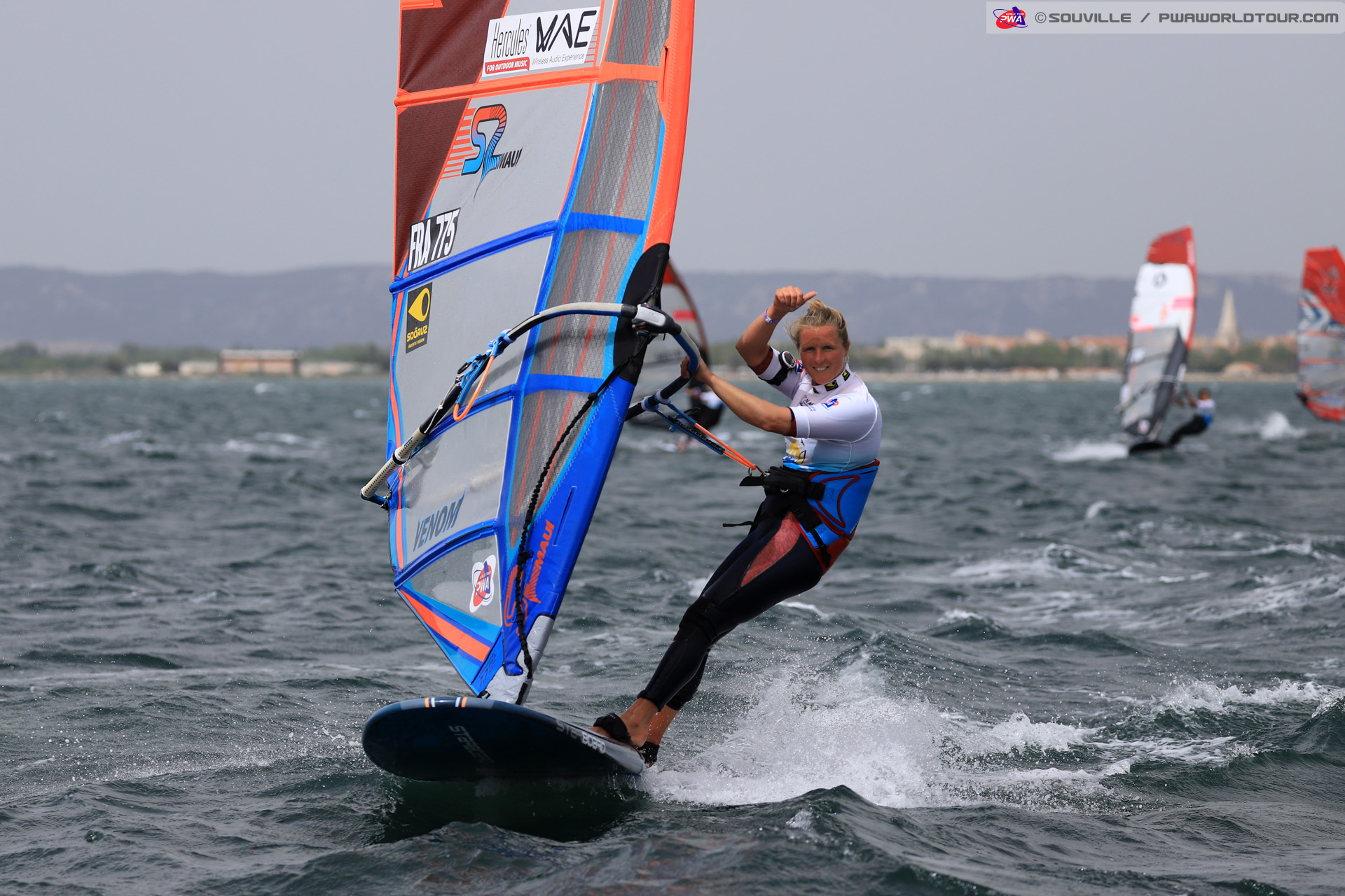 Women cousin delphine winner final