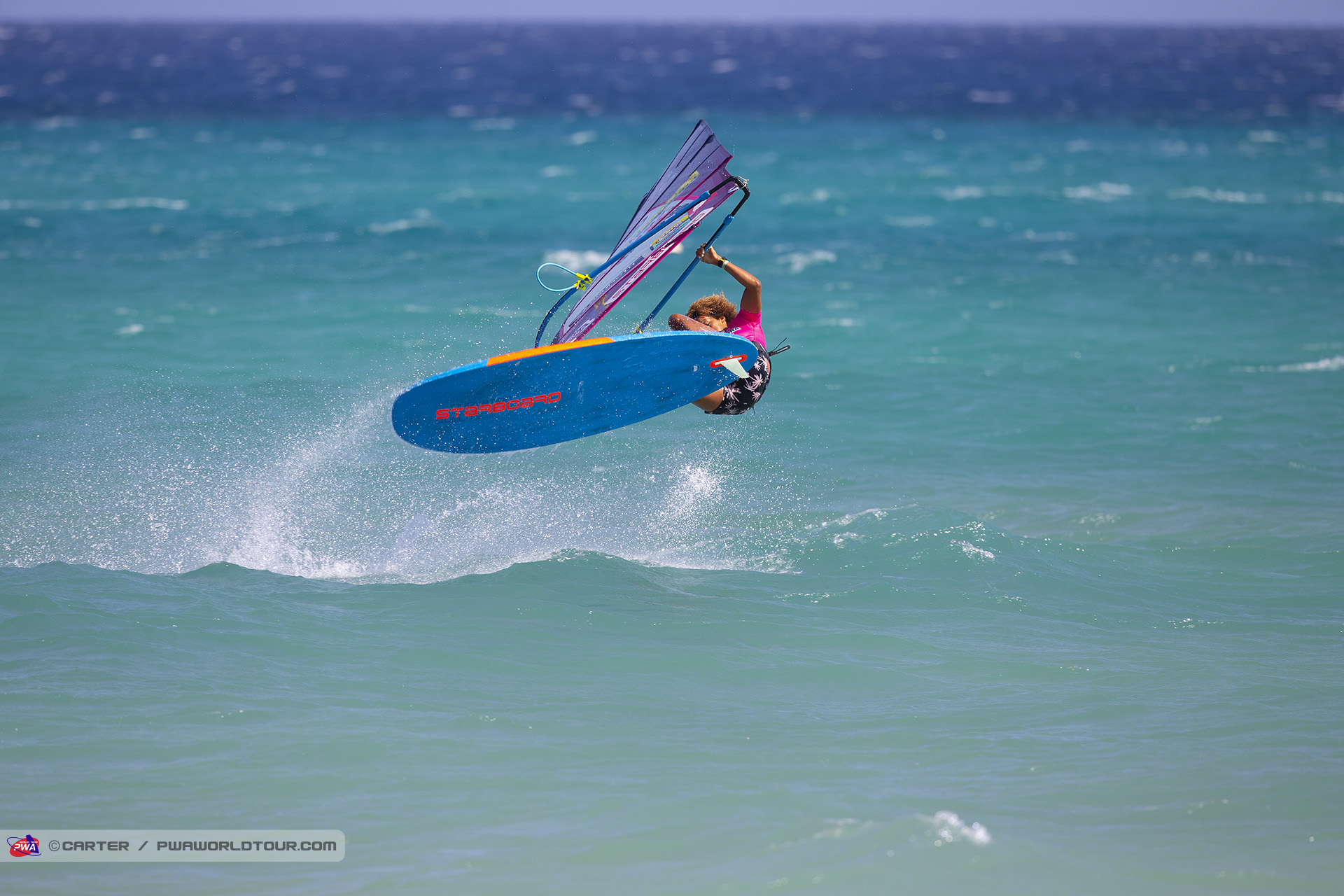 Sarah smashes a forward