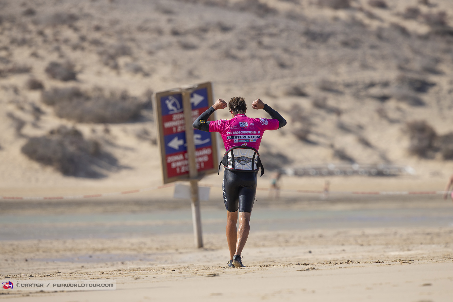 Van Broeckhoven celebrates