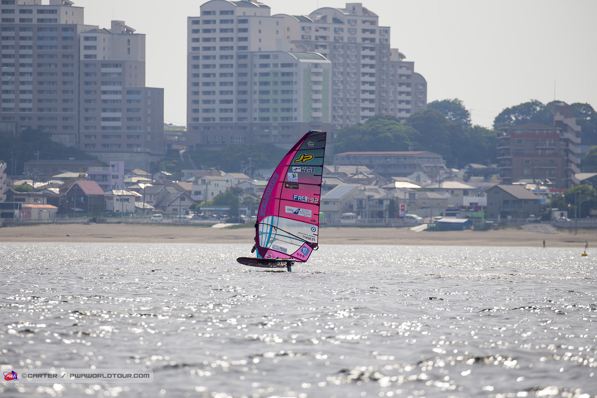Albeau foil action