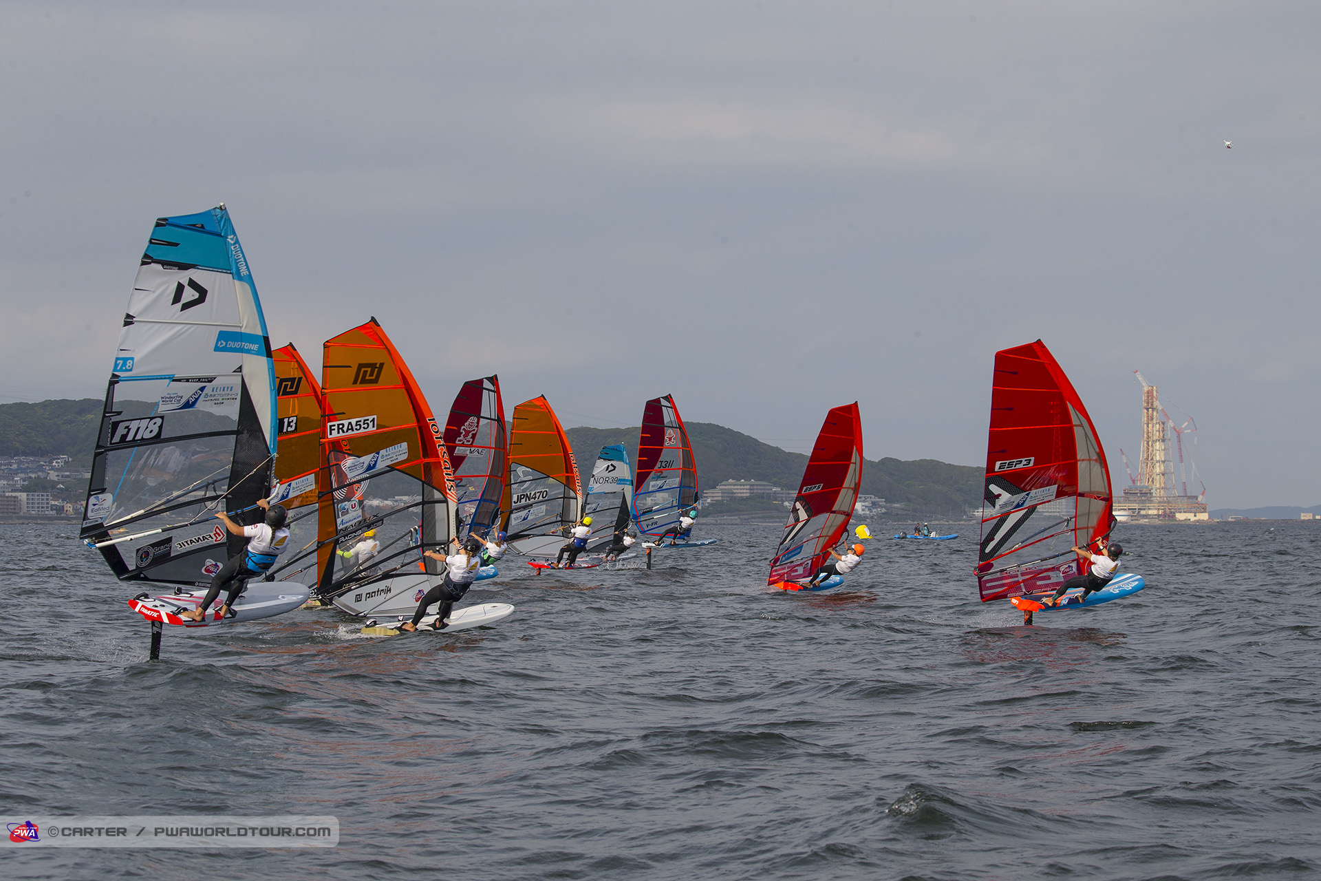 Ladies foil start