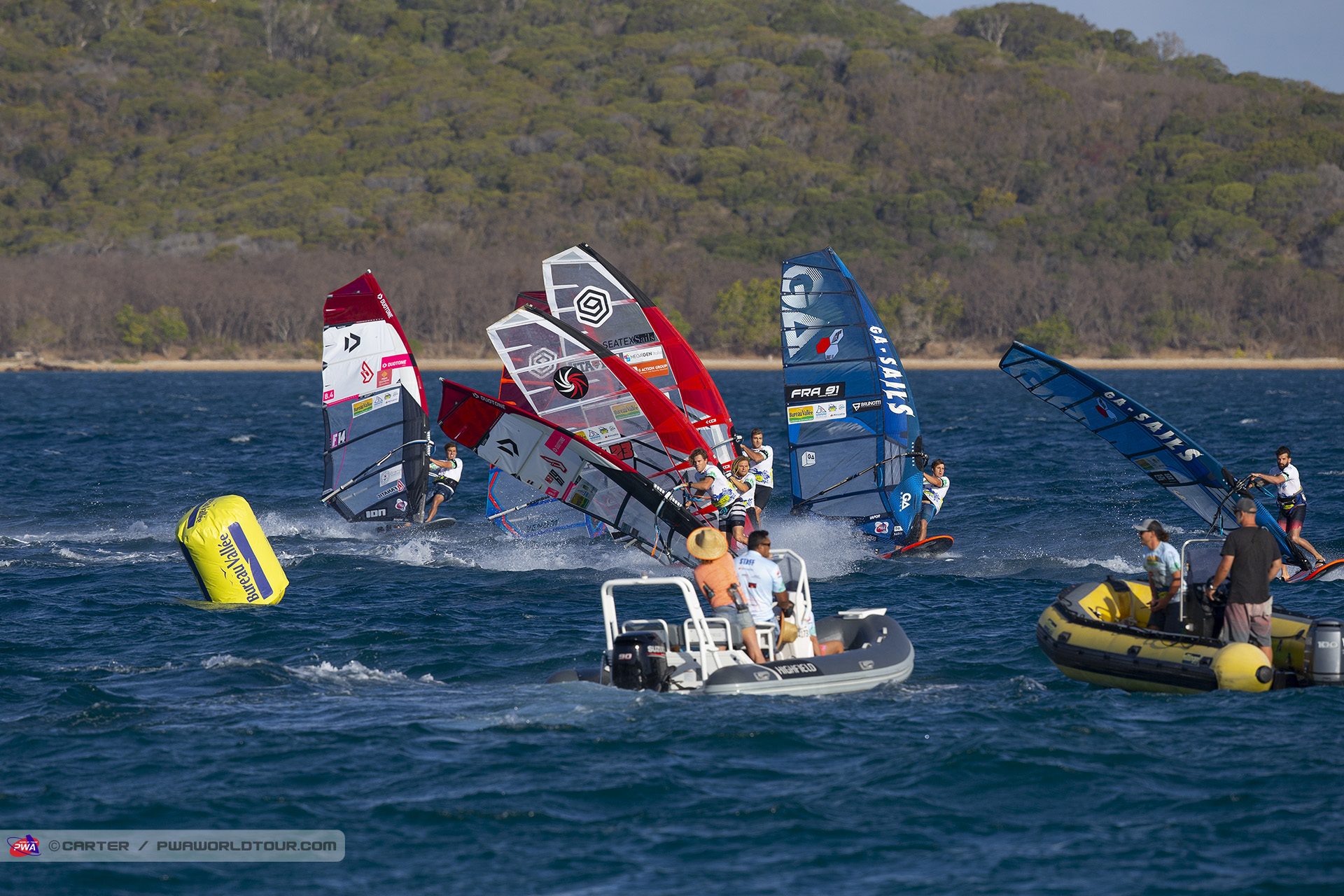 Jordy leads