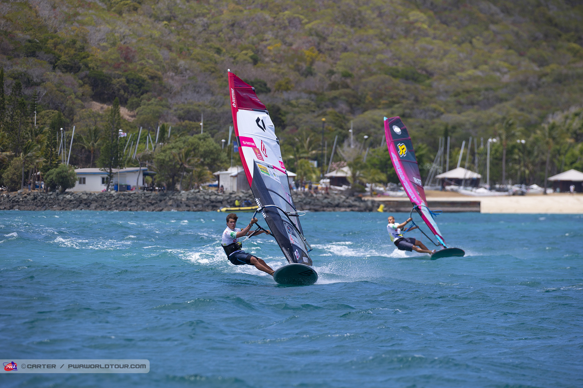 Mortefon flying