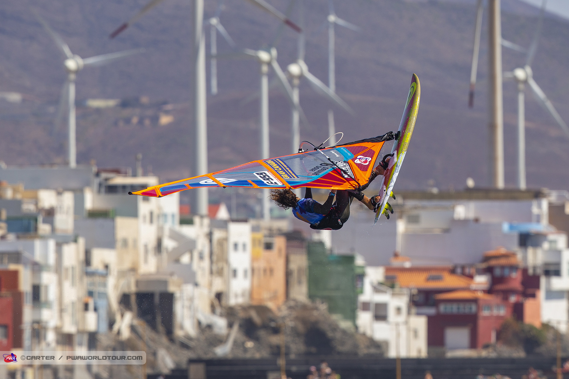 Marino Gil back loop