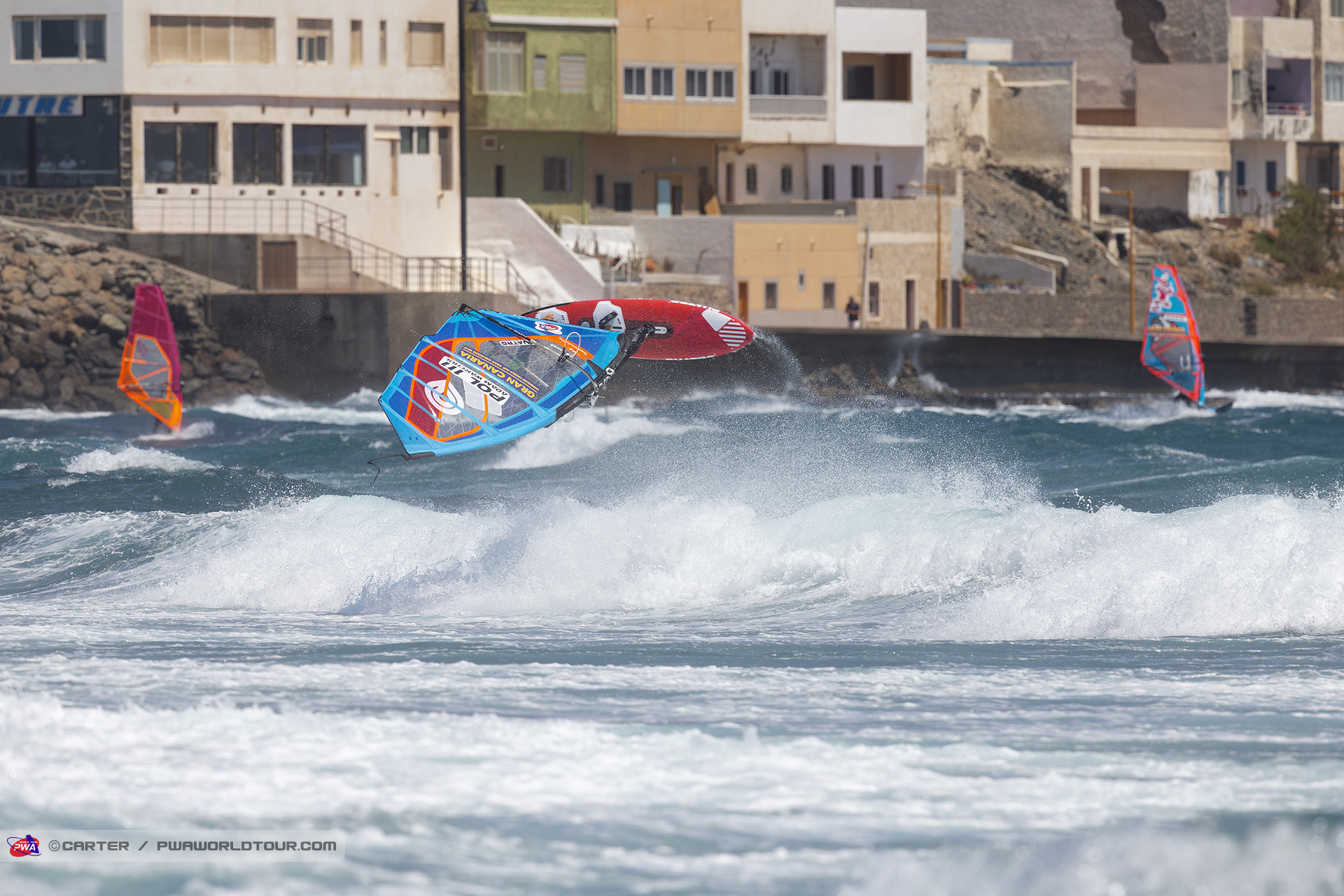 Warchol forward off the lip