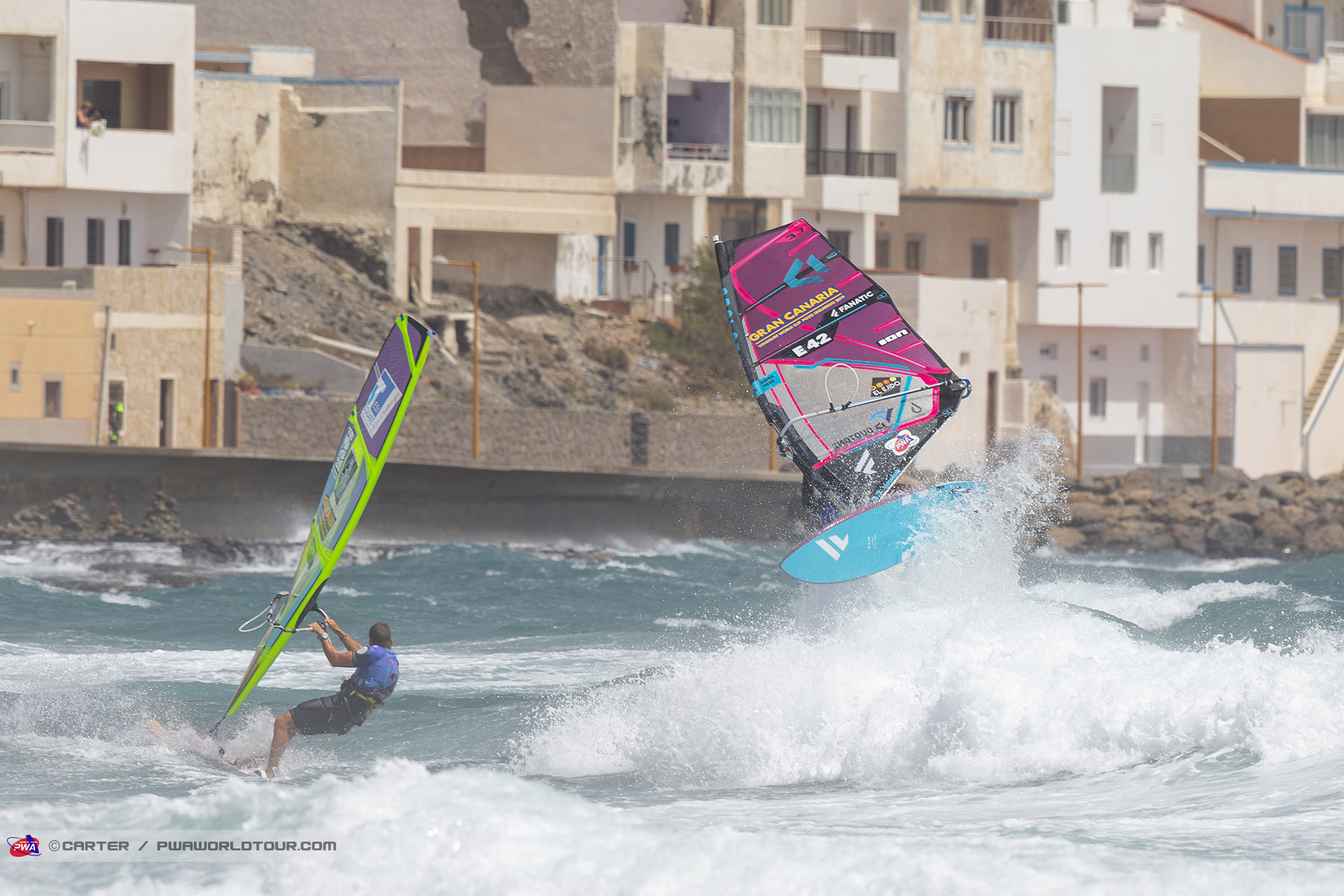Victor Fernandez off the lip