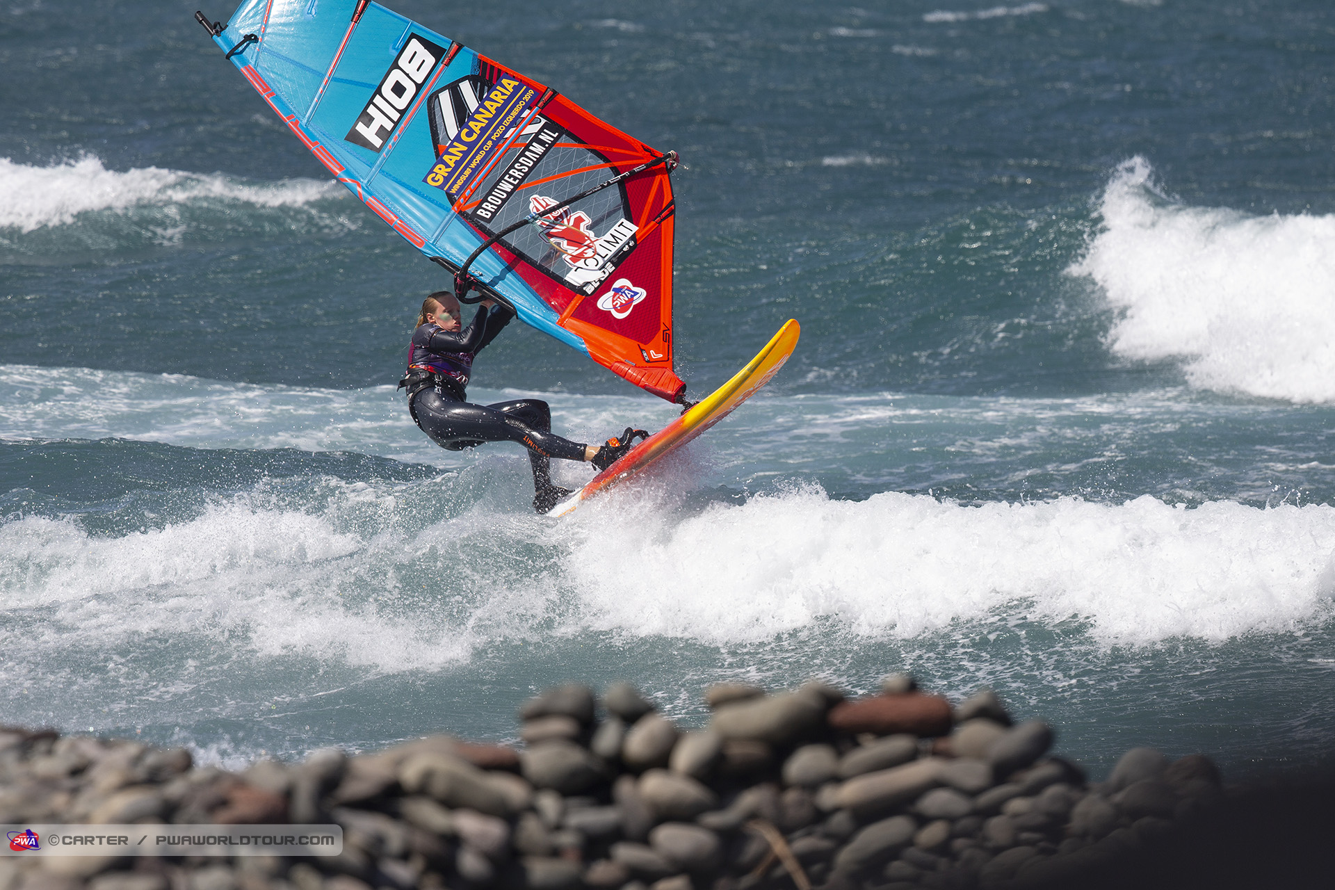 Maaike Huvermann action