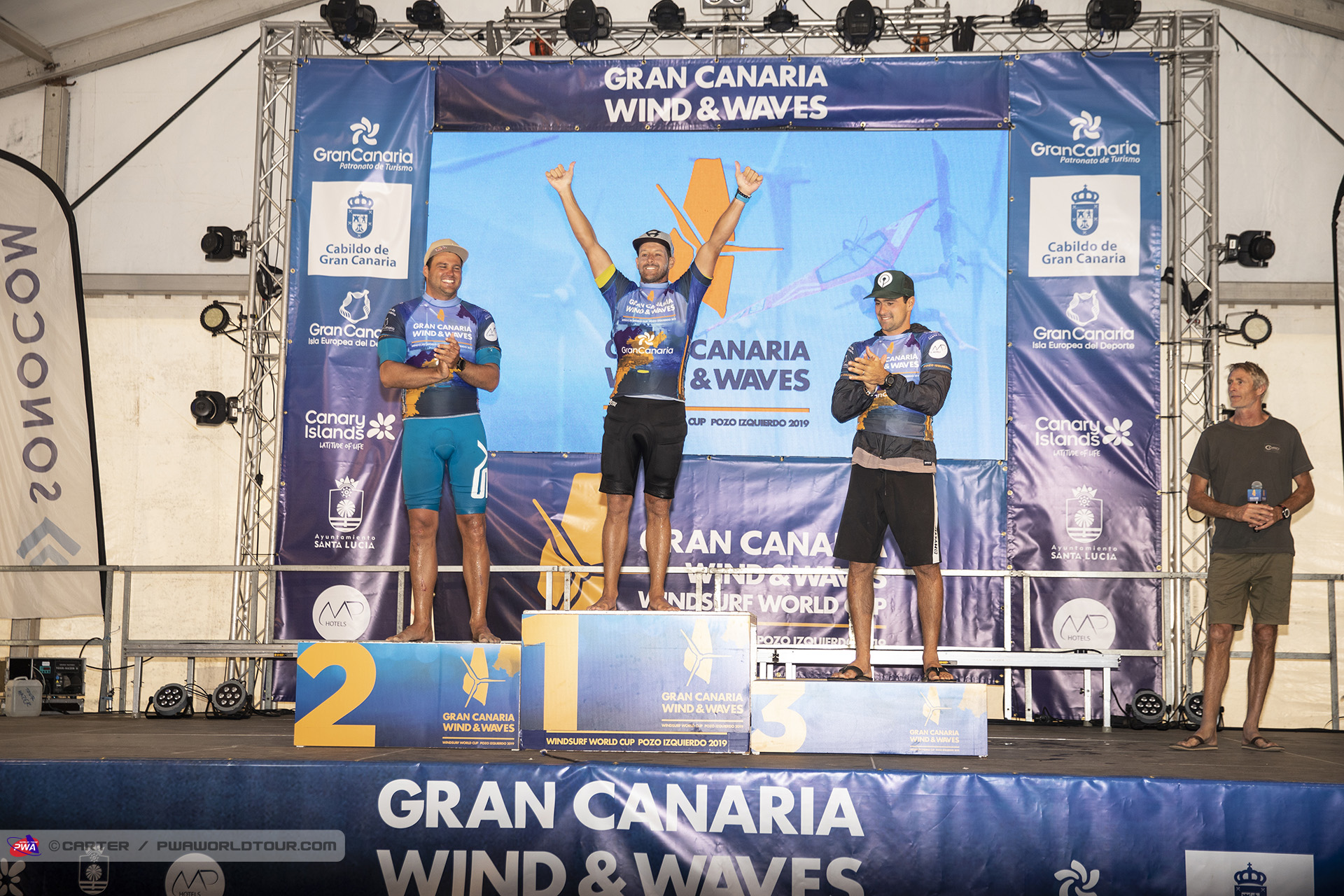 Campello on top