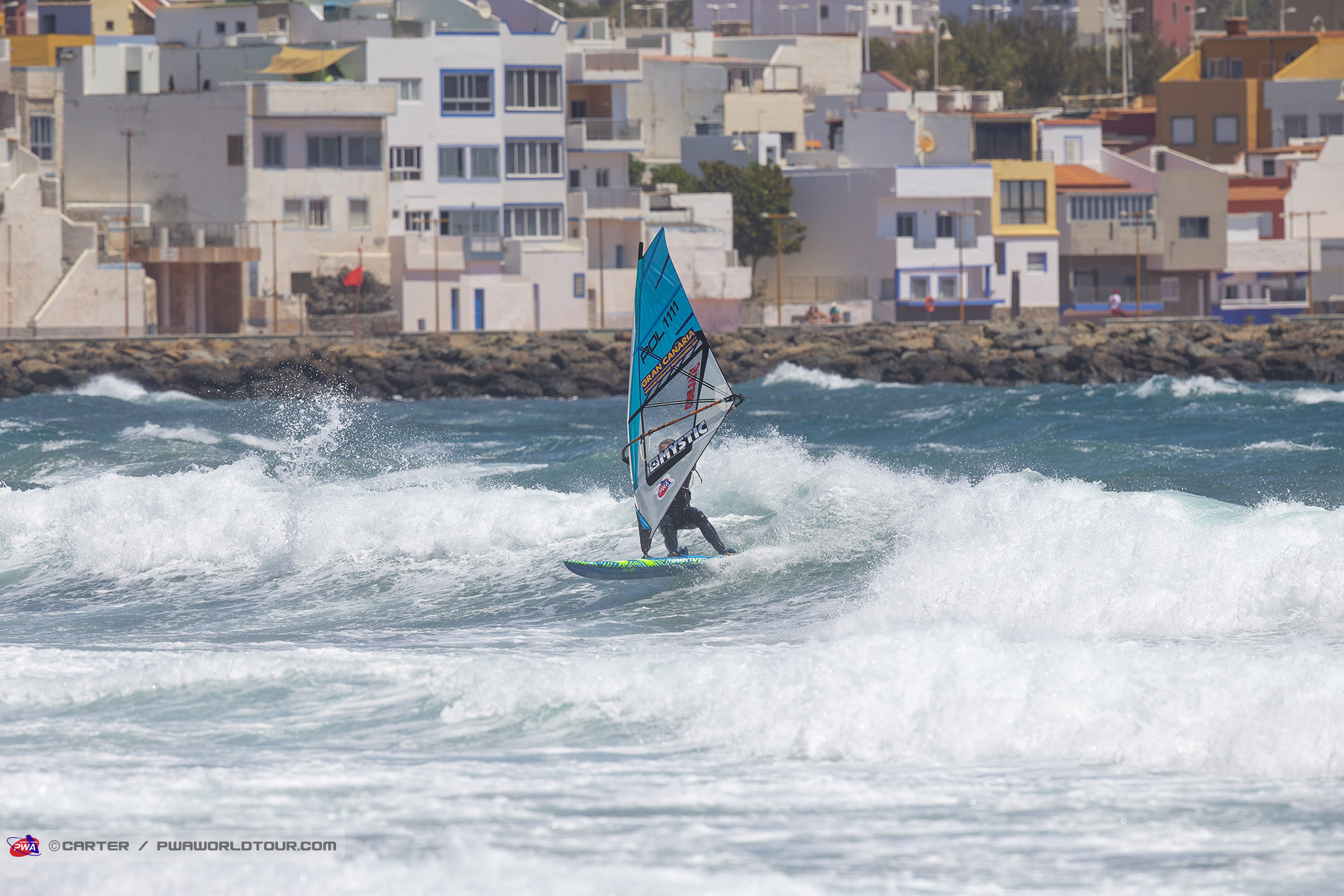 Justyna wave