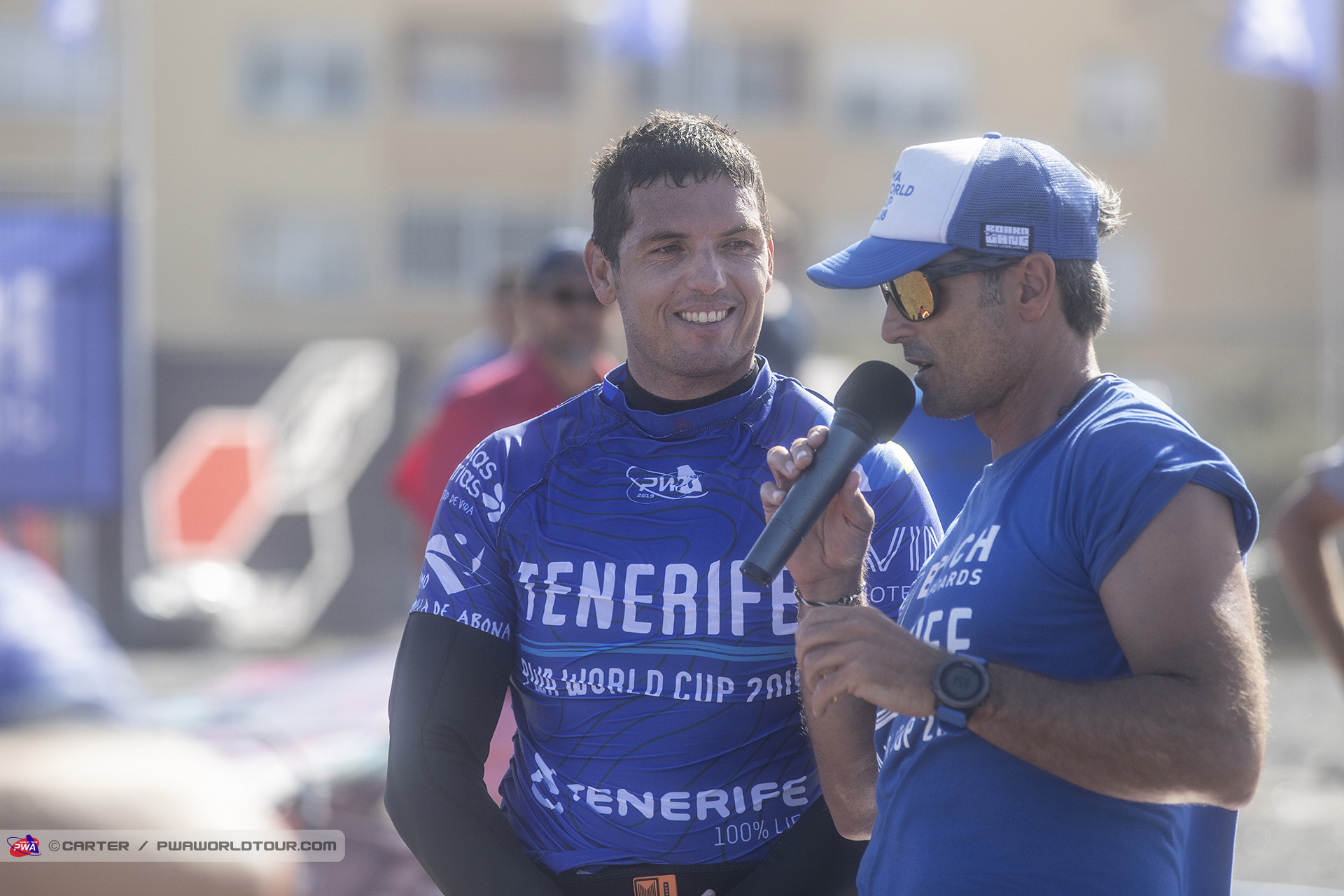 Fernandez takes second